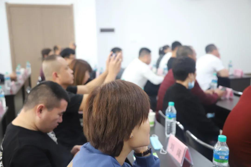 微信图片_20211012154925.jpg 微信图片_20211012154925.jpg